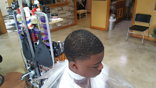 Barber Shop «Hair 2 There», reviews and photos, 7 State St, Glassboro, NJ 08028, USA