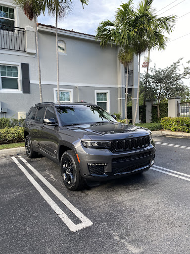 Car Dealer «Joey Accardi Chrysler, Dodge, Jeep, Ram», reviews and photos, 909 S Federal Hwy, Pompano Beach, FL 33062, USA