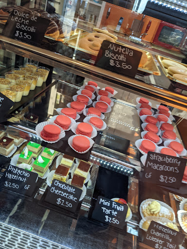 Shopping Mall «The Westover Gallery of Shops», reviews and photos, 1420 Westover Terrace, Greensboro, NC 27408, USA