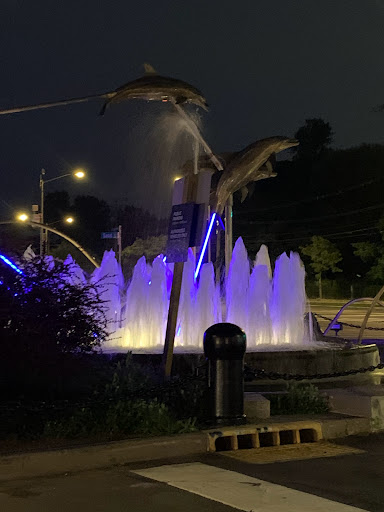 Monument «Fountain of the Dolphins», reviews and photos, 378 Sand Ln, Staten Island, NY 10305, USA