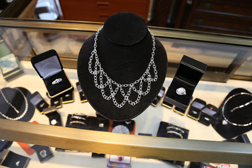 Jewelry Store «OC Diamond Estate Jewelry», reviews and photos, 138 S Glassell St, Orange, CA 92866, USA