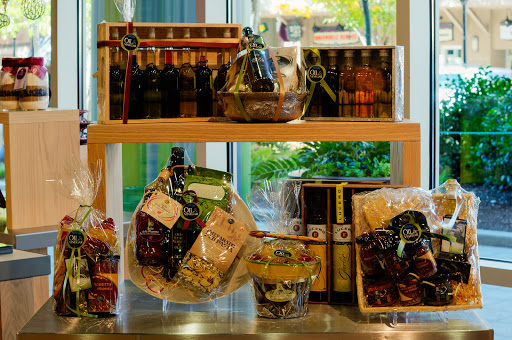 Gift Shop «Oil & Vinegar», reviews and photos, 220 N Main St #203, Greenville, SC 29601, USA