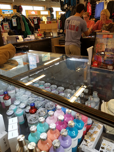 Clothing Store «RACQUET & JOG», reviews and photos, 5403 S Broadway Ave, Tyler, TX 75703, USA