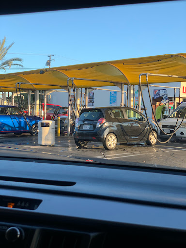 Car Wash «Drive Thru Express Car Wash», reviews and photos, 590 N Magnolia Ave, Anaheim, CA 92801, USA