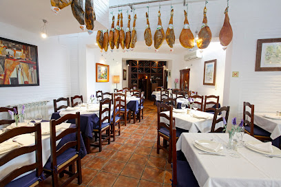 Restaurante La Mimbre - P.º del Generalife, S/N, 18009 Granada, Spain
