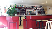 Atmosphère du Restaurant Bar Le Saint Pierre à Auxerre - n°2
