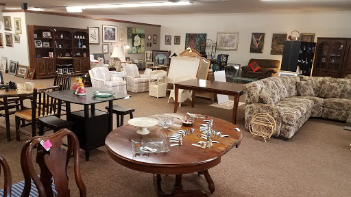 Used Furniture Store «The Attic Furniture and Home Goods», reviews and photos, 2015 Fairfax St, Eau Claire, WI 54701, USA