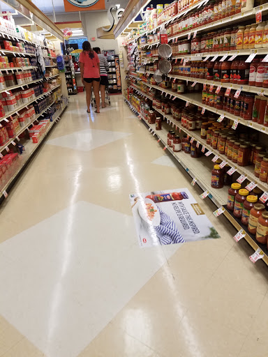 Shopping Mall «Manor Shopping Center», reviews and photos, 1234 Millersville Pike, Lancaster, PA 17603, USA