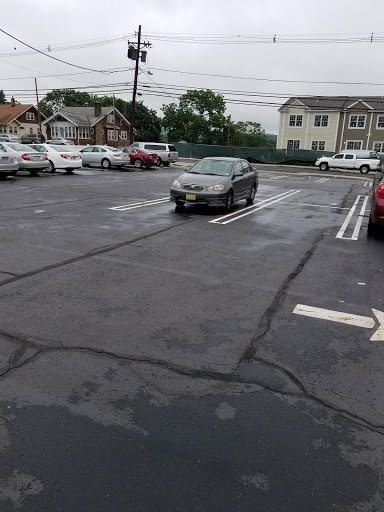 Thrift Store «ditto Upscale Resale of NJ», reviews and photos, 965 Belmont Ave, North Haledon, NJ 07508, USA