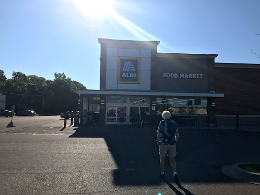 Supermarket «ALDI», reviews and photos, 6291 S Westnedge Ave, Portage, MI 49002, USA