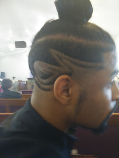 Barber Shop «cutties barber shop», reviews and photos, 1636 E Southern Ave, Phoenix, AZ 85040, USA