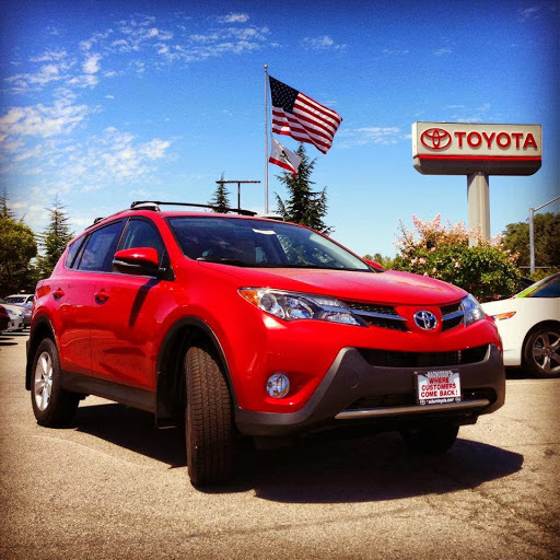 Toyota Dealer «Auburn Toyota», reviews and photos, 800 Nevada St, Auburn, CA 95603, USA