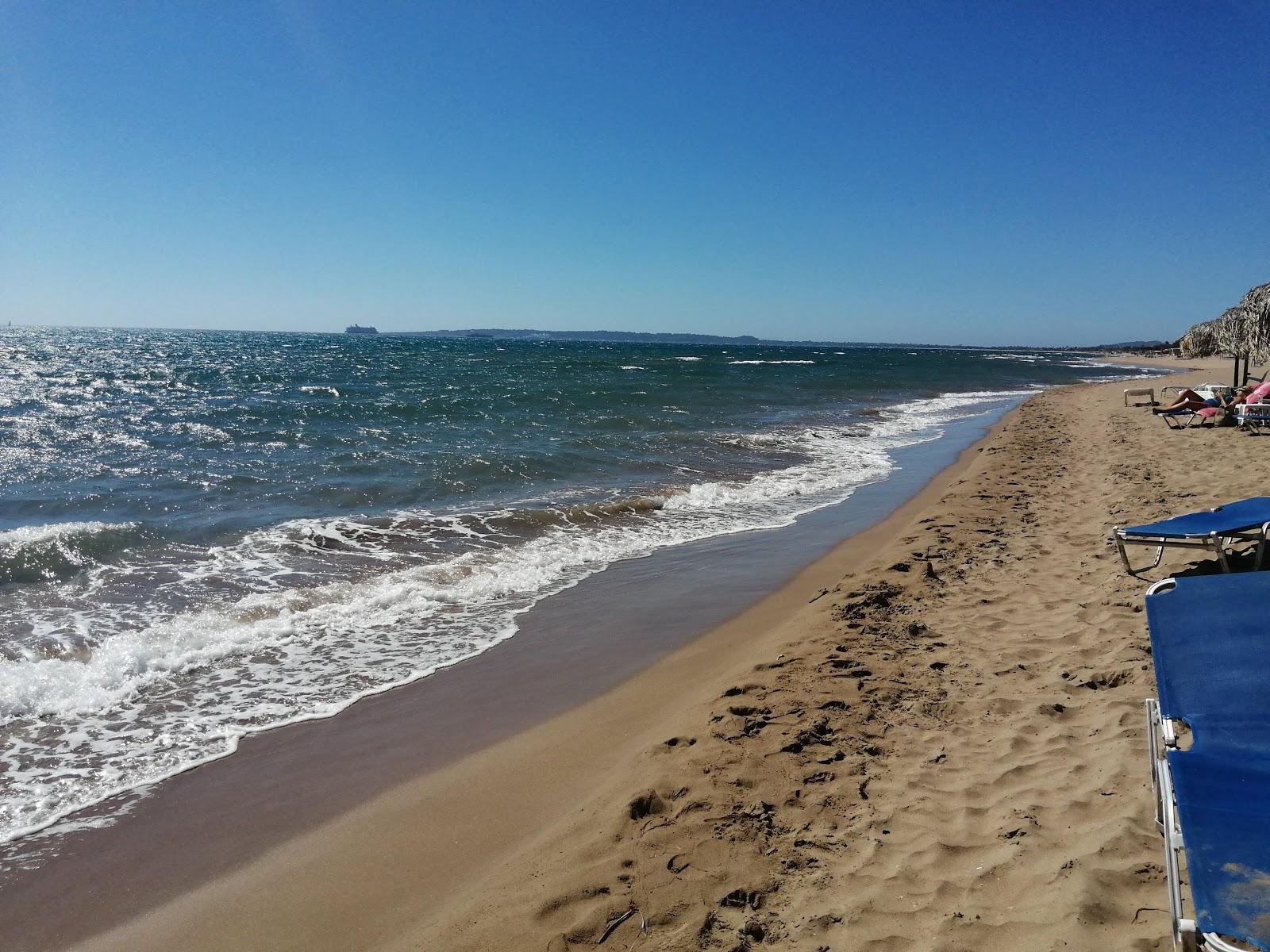 Foto von Paralia Spiantza mit lange, gerade küste