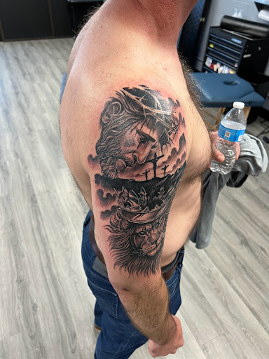 Explore lord of the rings tattoo ideas, creative tattoo ideas in Pittsburg, available at Delta Art & Tattoo