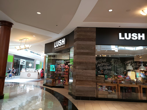 Cosmetics Store «Lush Cosmetics», reviews and photos, 1500 Polaris Pkwy, Columbus, OH 43240, USA