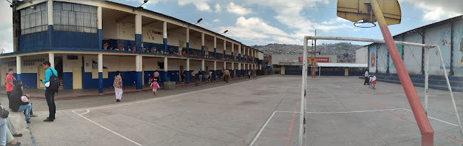 Opiniones de Escuela Fiscal Mixta Estados Unidos de Norte América en Quito - Escuela