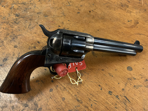 Gun Shop «Bergen Sporting Goods», reviews and photos, 649 Bergen Blvd, Ridgefield, NJ 07657, USA