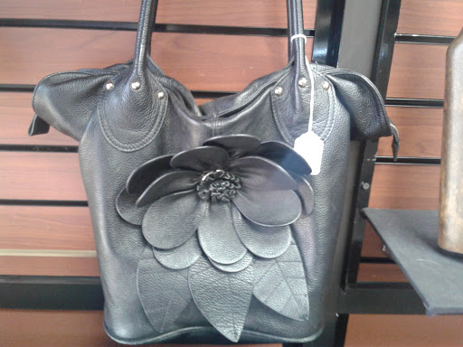 Pawn Shop «Rockwall Gold And Silver Pawn», reviews and photos, 1901 S Goliad St, Rockwall, TX 75087, USA