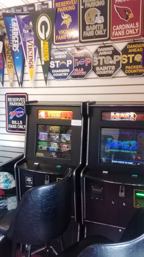 Tobacco Shop «Cloud 9 Smoke Shop», reviews and photos, 4811 Harrison Blvd, Ogden, UT 84403, USA