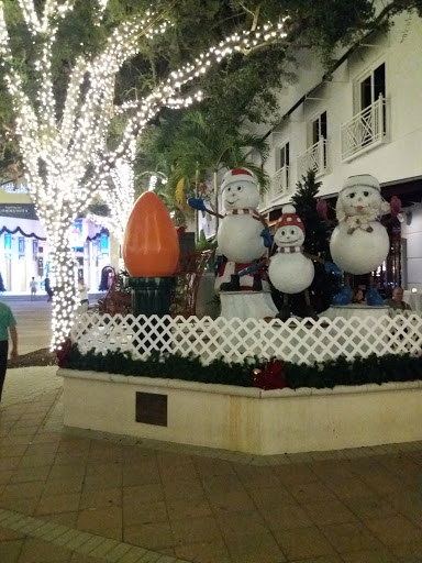 Coffee Shop «Starbucks», reviews and photos, 796 5th Ave S, Naples, FL 34102, USA