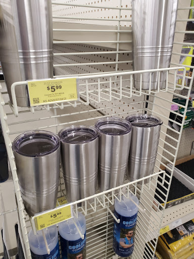 Hardware Store «Harbor Freight Tools», reviews and photos, 50 Springer Dr, Bangor, ME 04401, USA