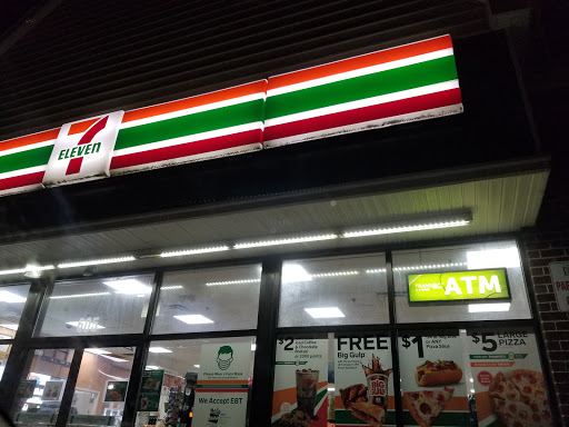 Convenience Store «7-Eleven», reviews and photos, 605 7th St, Laurel, MD 20707, USA