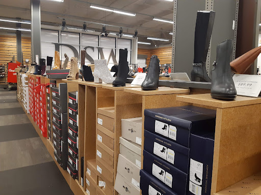 Shoe Store «DSW Designer Shoe Warehouse», reviews and photos, 7896 Dublin Blvd, Dublin, CA 94568, USA