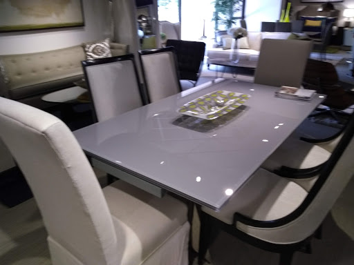 Furniture Rental Service «CORT Furniture Rental & Clearance Center», reviews and photos, 19885 Stevens Creek Blvd, Cupertino, CA 95014, USA