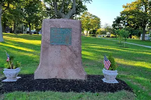 East Haven Town Green image