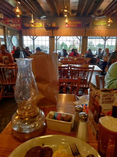 American Restaurant «Cracker Barrel Old Country Store», reviews and photos, 45525 N Interstate 94 Service Dr, Belleville, MI 48111, USA