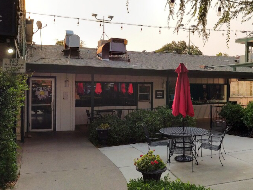 The Barnyard At Match Point Grill 93301