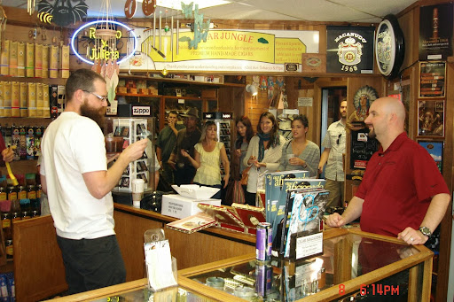 Tobacco Shop «82nd Avenue Tobacco & Pipe Ltd», reviews and photos, 400 SE 82nd Ave, Portland, OR 97216, USA