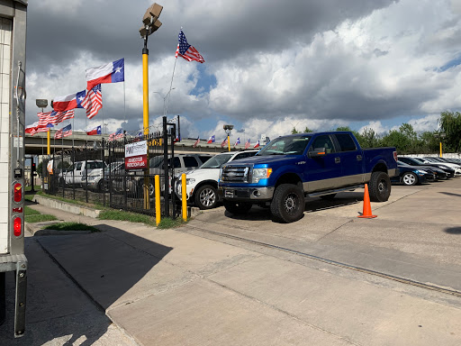 Used Car Dealer «DDM Cars», reviews and photos, 5305 Renwick Dr, Houston, TX 77081, USA