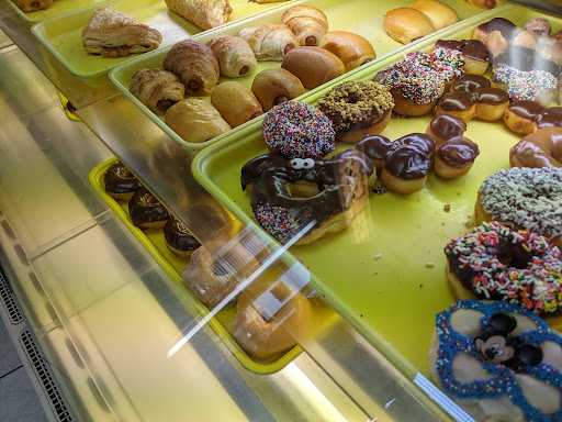 Donut Shop «Young Donut», reviews and photos, 2000 Esters Rd # 108, Irving, TX 75061, USA