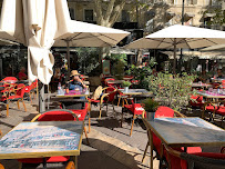 Atmosphère du Restaurant La Sperlongaise à Avignon - n°1