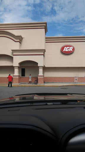 Supermarket «Rowes Supermarkets», reviews and photos, 5435 Blanding Blvd, Jacksonville, FL 32244, USA