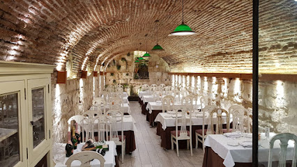 Oroviejo Restaurante Gastrobar en Salamanca - Pl. de San Benito, 5, 37003 Salamanca, Spain
