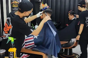 Alfa barbershop n salon image