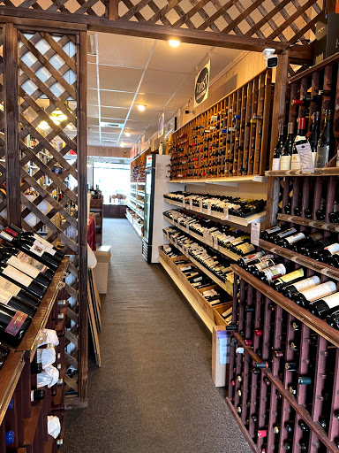 Wine Store «Toast Wines & Spirits», reviews and photos, 984 Farmington Ave B, West Hartford, CT 06107, USA