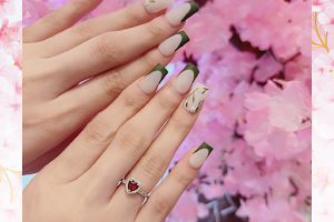 Mint Nails & Spa image