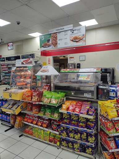 Convenience Store «7-Eleven», reviews and photos, 9910 W Indian School Rd, Phoenix, AZ 85037, USA