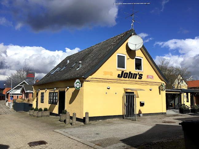 Anmeldelser af John's i Galten - Bar