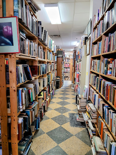Used Book Store «Yes Books», reviews and photos, 589 Congress St, Portland, ME 04101, USA