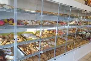 Panaderia Emanuel Bakery & Cafe Restaurante y Tienda Latina image