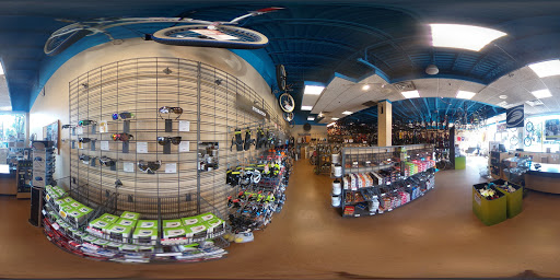 Bicycle Store «Performance Bicycle», reviews and photos, 2720 N Halsted St, Chicago, IL 60614, USA