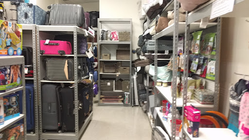 Home Goods Store «Tuesday Morning», reviews and photos, 6230 Rolling Rd, West Springfield, VA 22152, USA