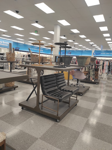 Clothing Store «Ross Dress for Less», reviews and photos, 12115 Biscayne Blvd, North Miami, FL 33181, USA