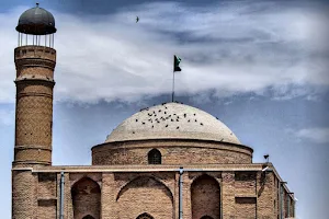 Saheb-ol-Amr Mosque image