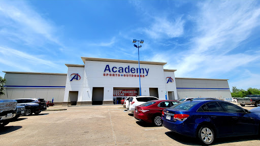 Sporting Goods Store «Academy Sports + Outdoors», reviews and photos, 1101 W Arbrook Blvd, Arlington, TX 76015, USA