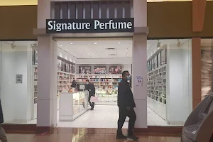 Signature Perfumes image